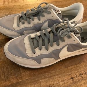 Men’s Nike Air Pegasus grey